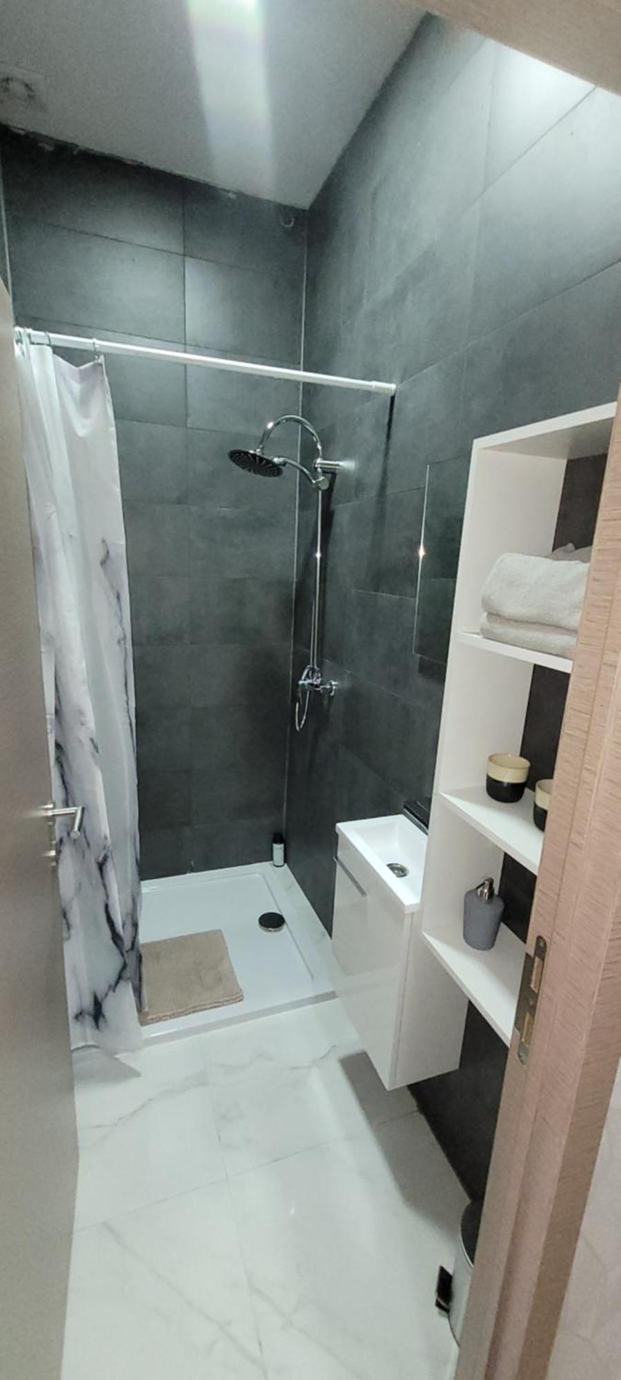 Au Pied Du Theatre Apartment Вервиерс Екстериор снимка