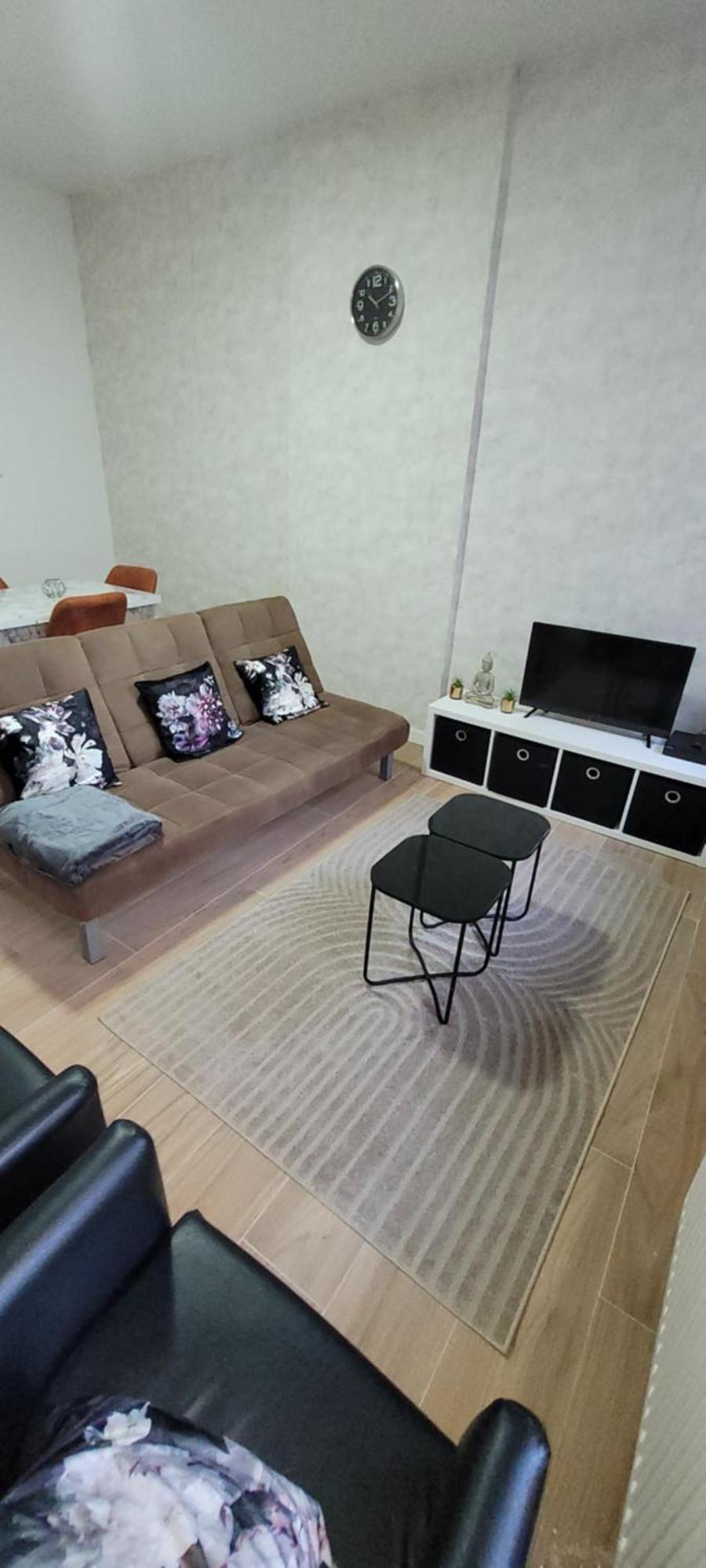 Au Pied Du Theatre Apartment Вервиерс Екстериор снимка